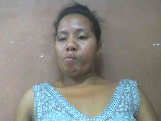 Tharcile webcam