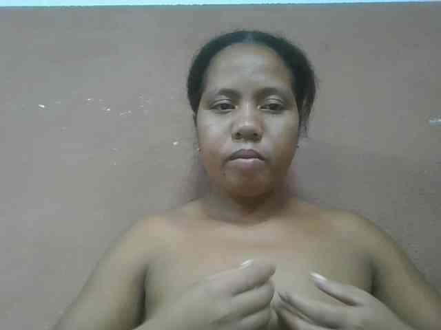 Tharcile webcam