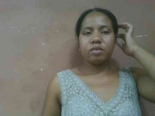 Tharcile webcam