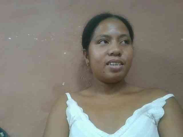Tharcile webcam