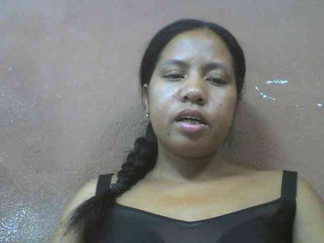 Tharcile Live Webcam on BongaCams
