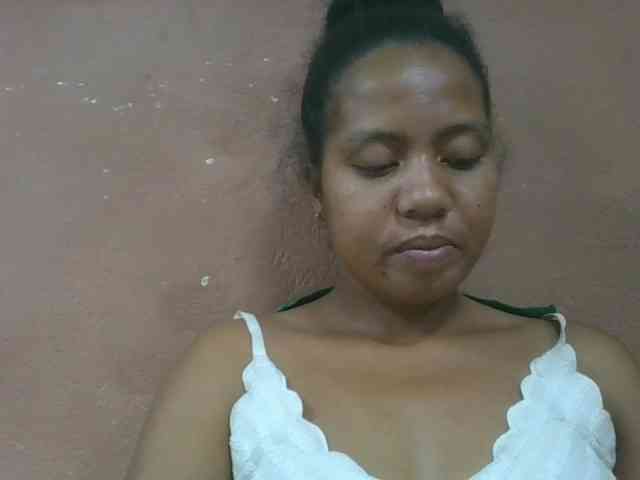 Tharcile webcam