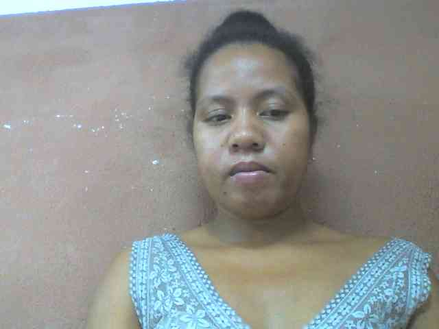 Tharcile webcam