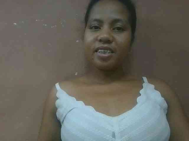 Tharcile webcam