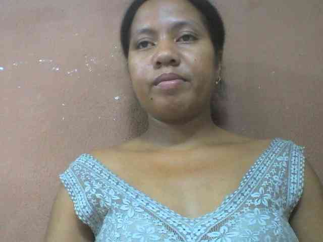 Tharcile webcam