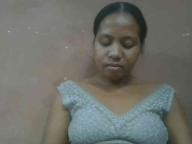 Tharcile webcam