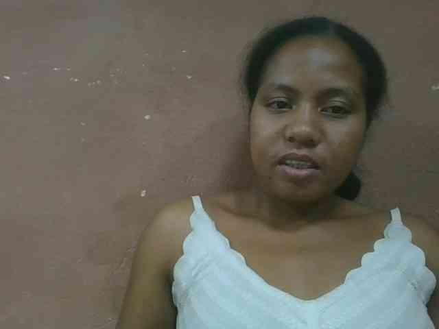 Tharcile webcam