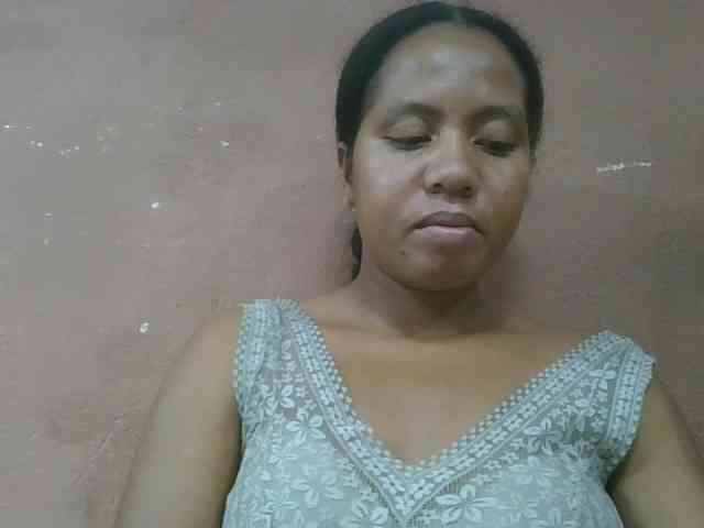 Tharcile webcam