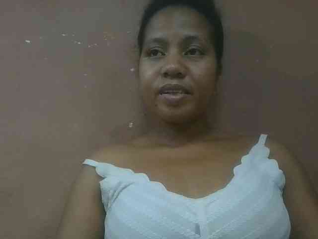Tharcile webcam