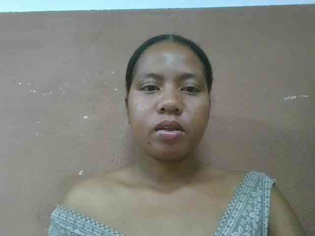 Tharcile webcam