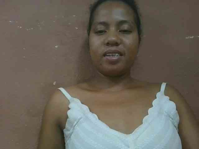 Tharcile webcam