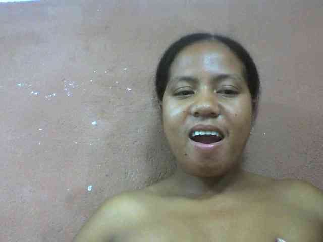 Tharcile webcam