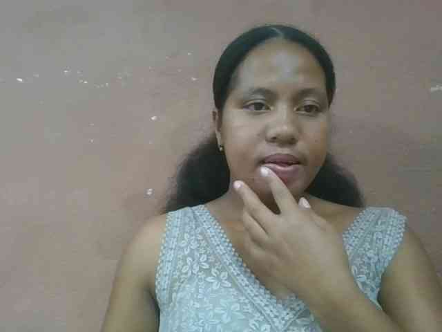 Tharcile webcam