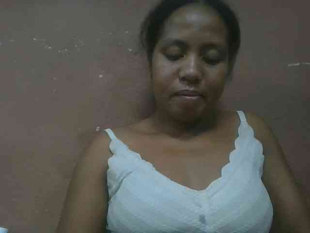 Tharcile webcam
