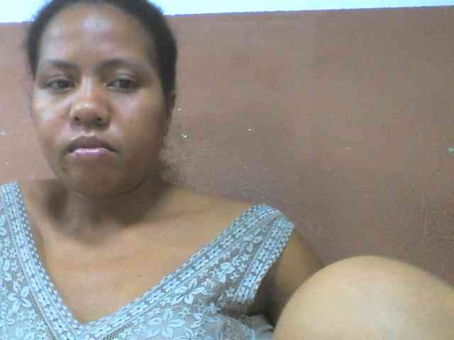 Tharcile webcam