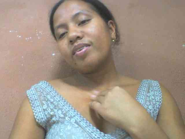 Tharcile webcam