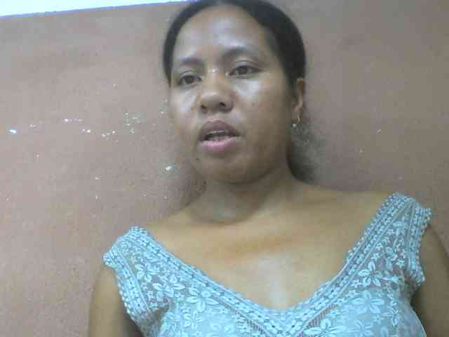 Tharcile webcam