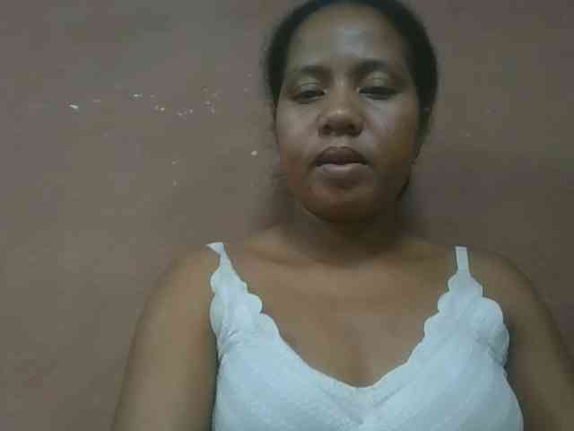 Tharcile webcam