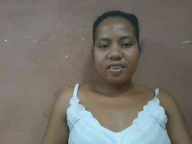 Tharcile webcam