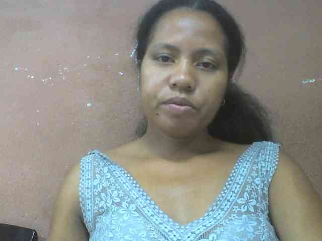 Tharcile webcam