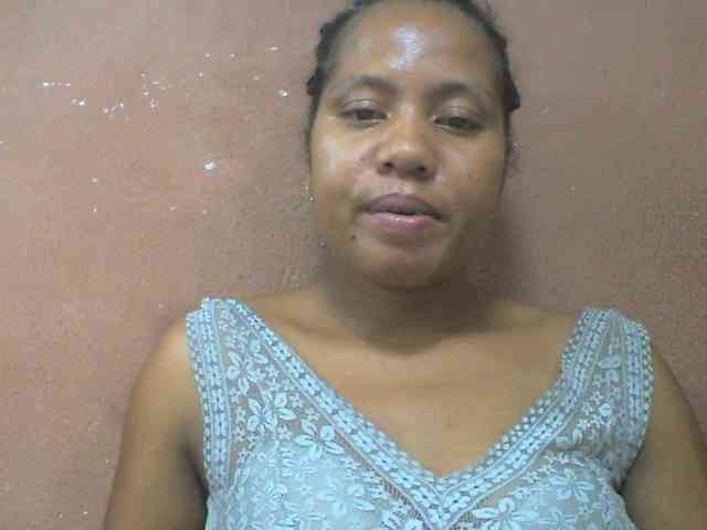 Tharcile webcam