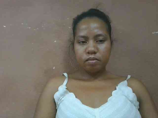 Tharcile webcam