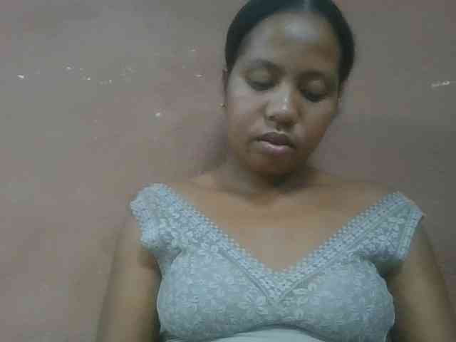 Tharcile webcam