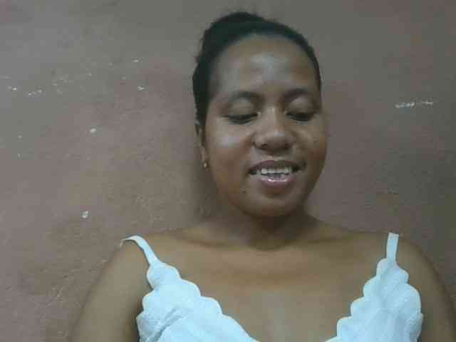 Tharcile webcam