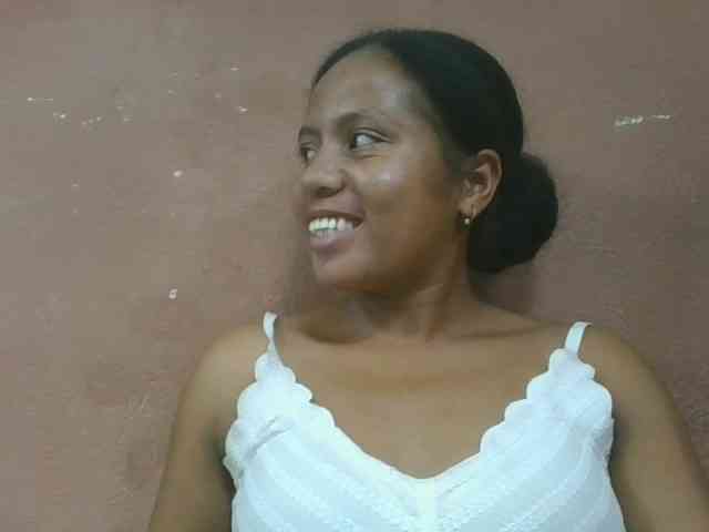 Tharcile webcam