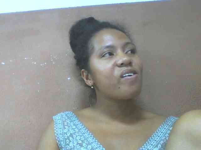 Tharcile webcam