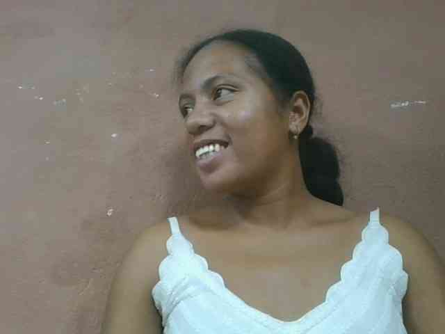 Tharcile webcam