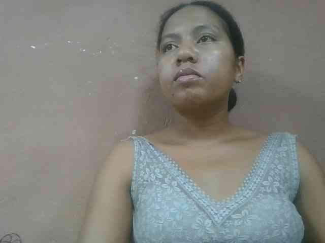 Tharcile webcam