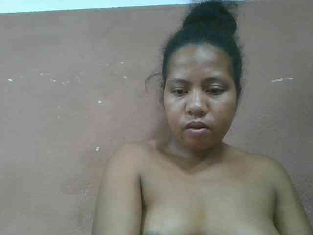 Tharcile webcam