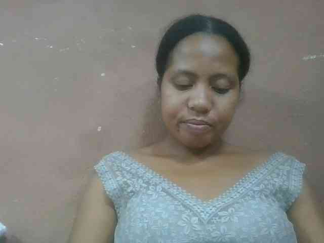Tharcile webcam
