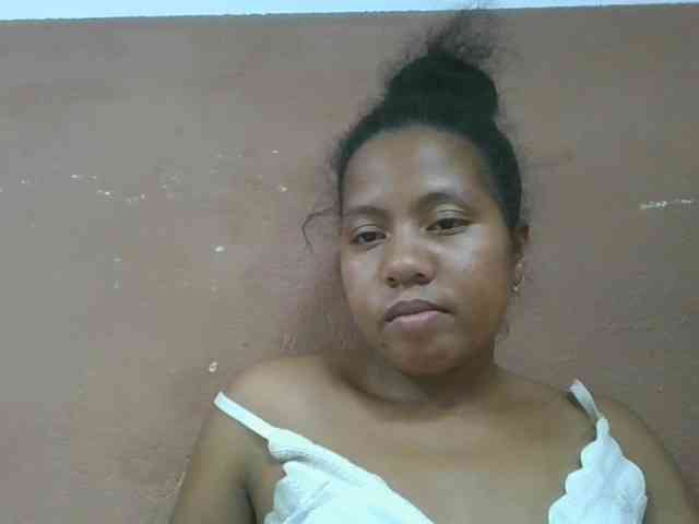 Tharcile webcam