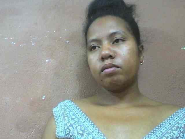 Tharcile webcam