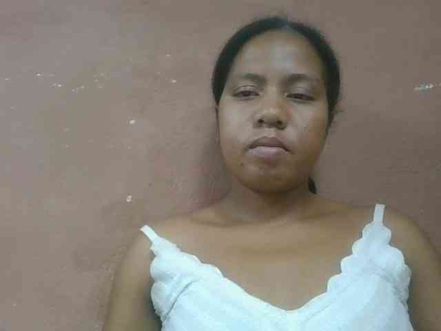 Tharcile webcam