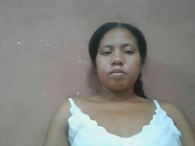 Tharcile webcam