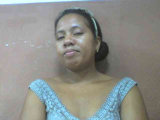 Tharcile webcam