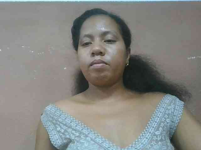 Tharcile webcam