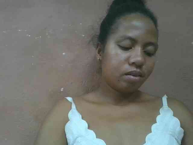 Tharcile webcam