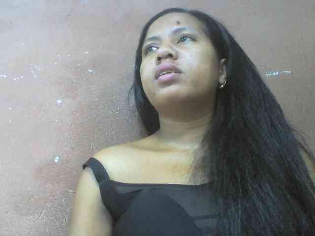 Tharcile webcam