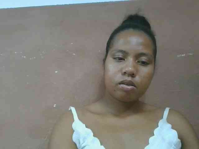 Tharcile webcam