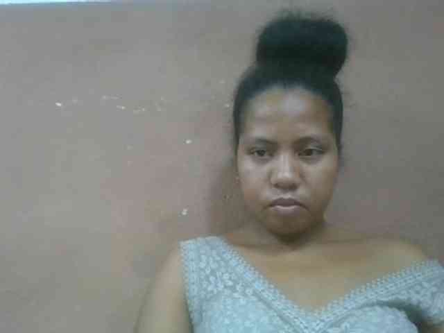 Tharcile webcam