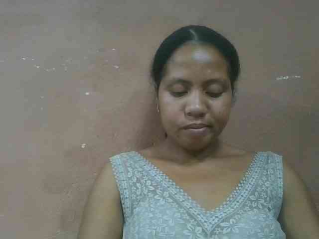 Tharcile webcam
