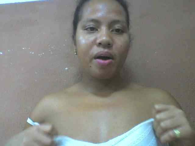 Tharcile webcam