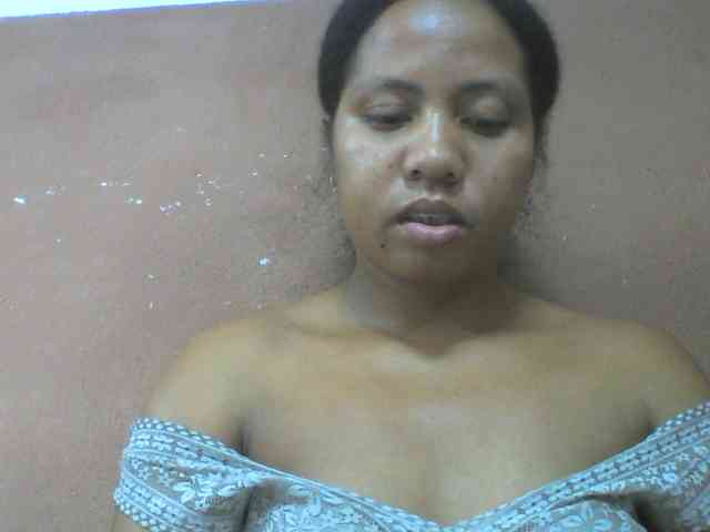 Tharcile webcam