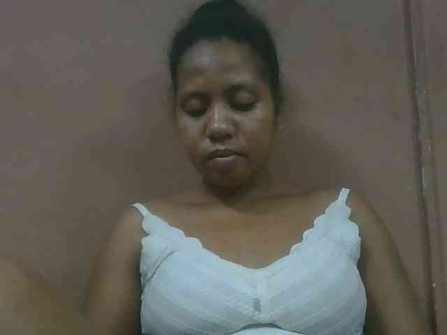 Tharcile webcam