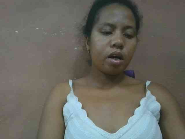 Tharcile webcam