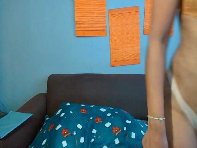 Natashadil live cam preview